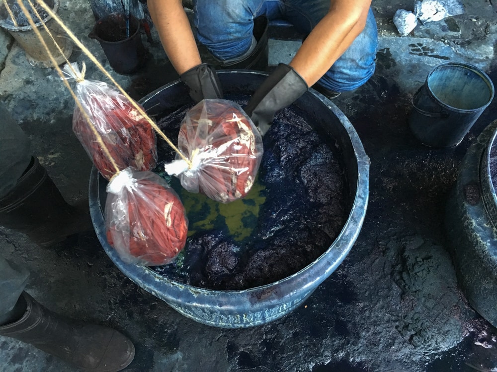 Indigo dye – Handmade Textiles of Bangladesh