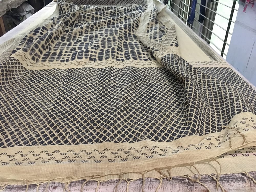 On the printing table – Handmade Textiles of Bangladesh