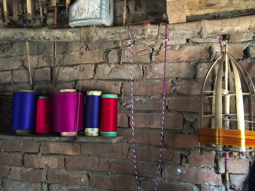 Benaroshi weaving treads and materials – Handmade Textiles of Bangladesh
