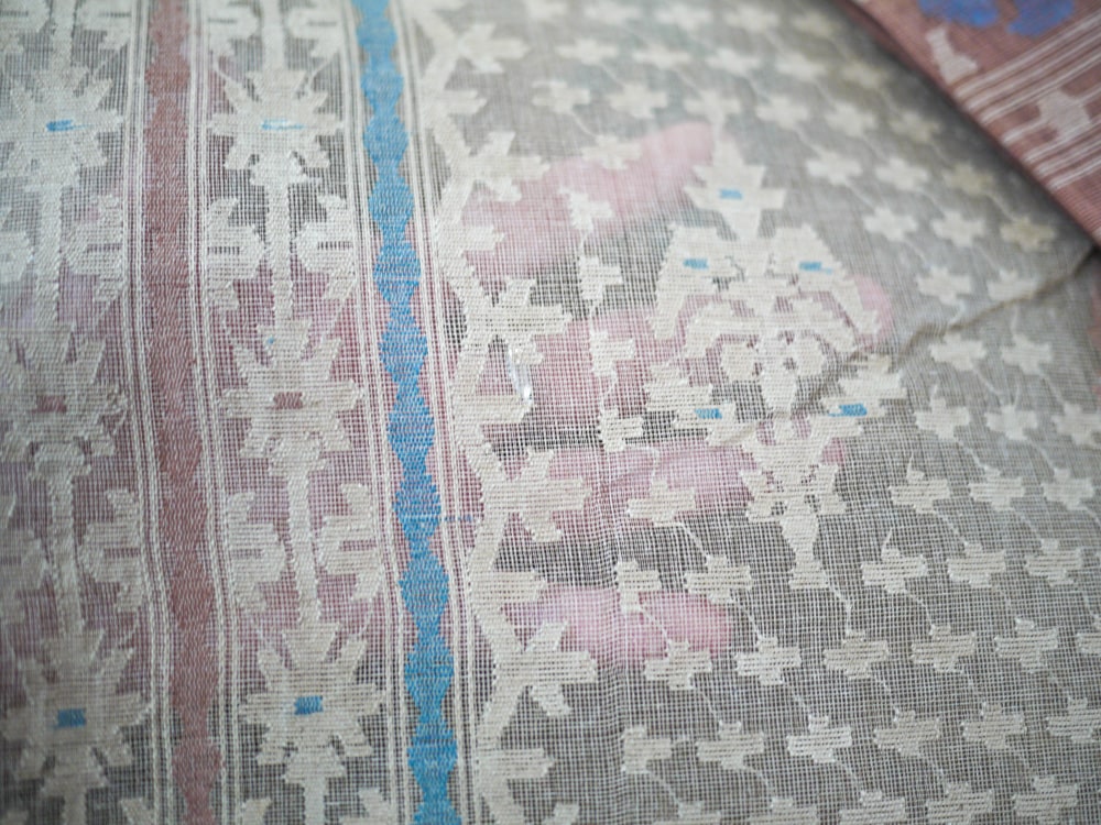 Jamdani weaving pattern – Handmade Textiles of Bangladesh