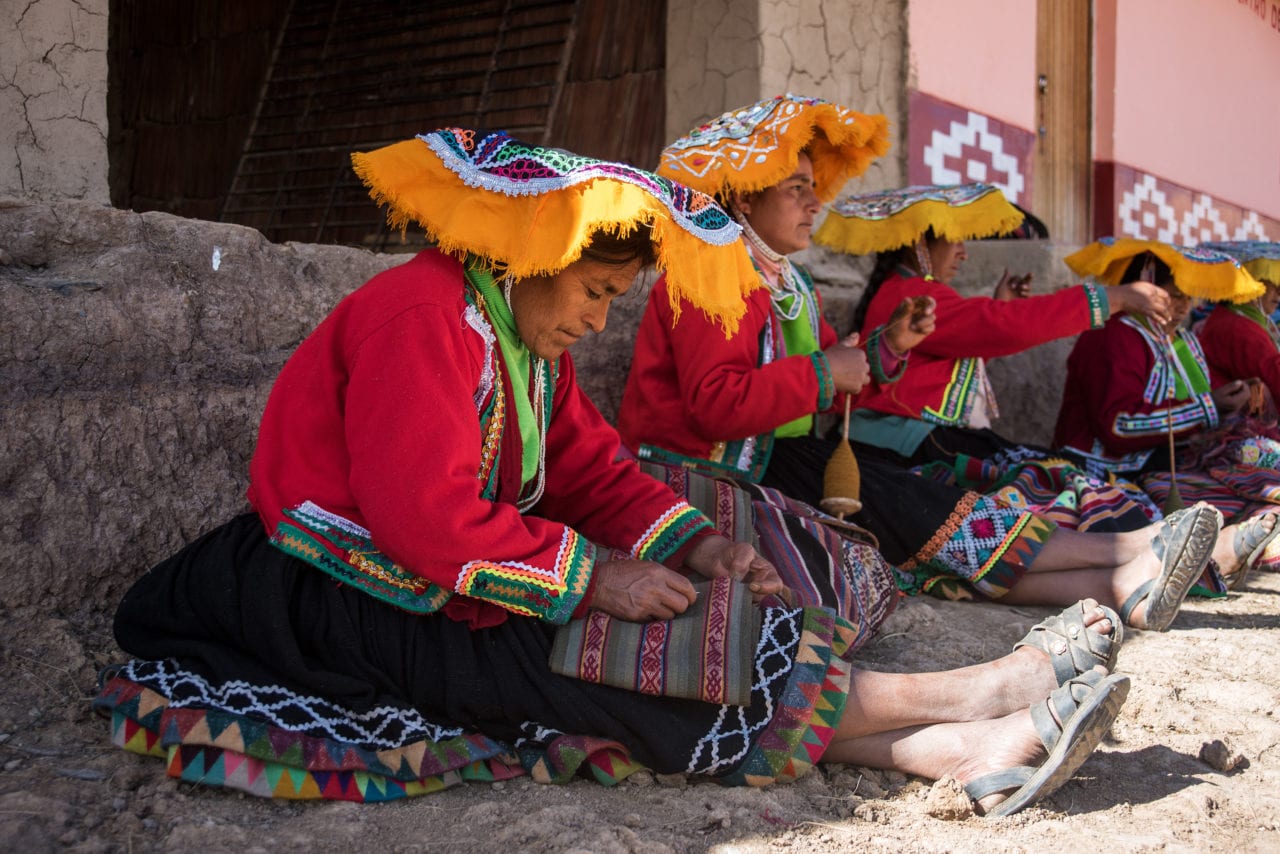 Santa Cruz de Sallac - Centro de Textiles Tradicionales Del Cusco, Peru (CTTC)